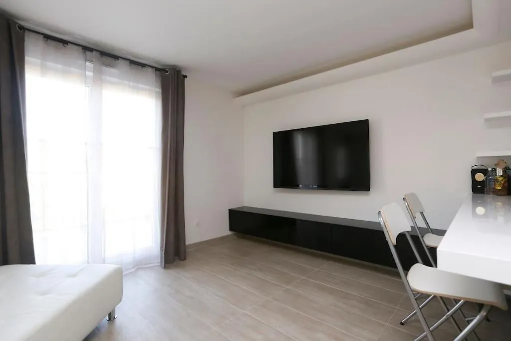 Apartment Comfortable Flat 15 Min From Paris Wissous
