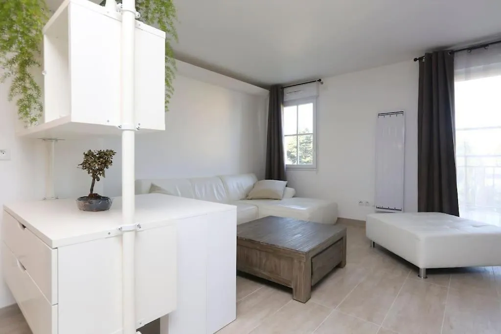 Comfortable Flat 15 Min From Paris Wissous 0*,